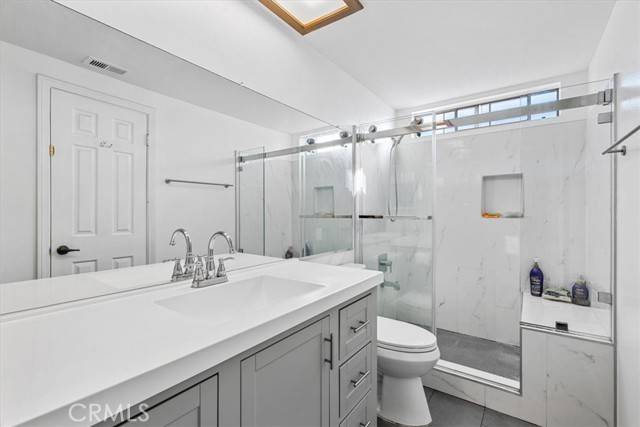Lawndale, CA 90260,15005 Kingsdale Avenue