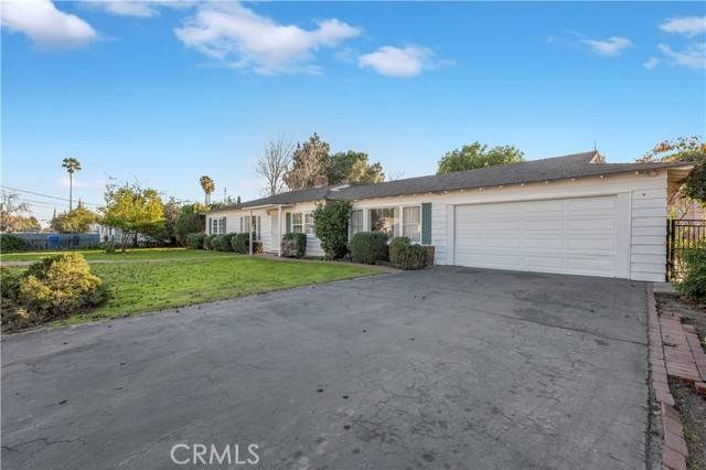 Panorama City, CA 91402,9135 Hazeltine Avenue