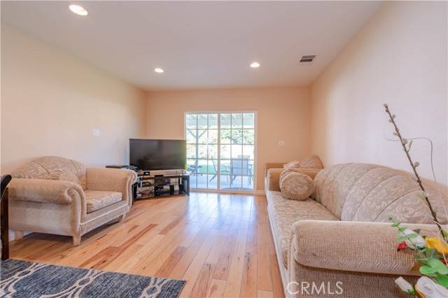 Granada Hills, CA 91344,15951 Simonds Street