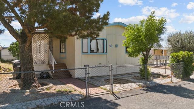 Rosamond, CA 93560,3303 Sierra #19