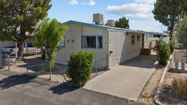 Rosamond, CA 93560,3303 Sierra #19