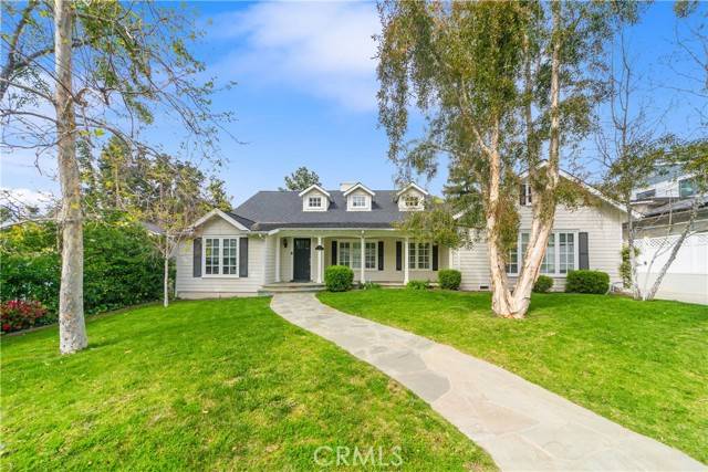 Woodland Hills, CA 91364,5153 Dumont Place