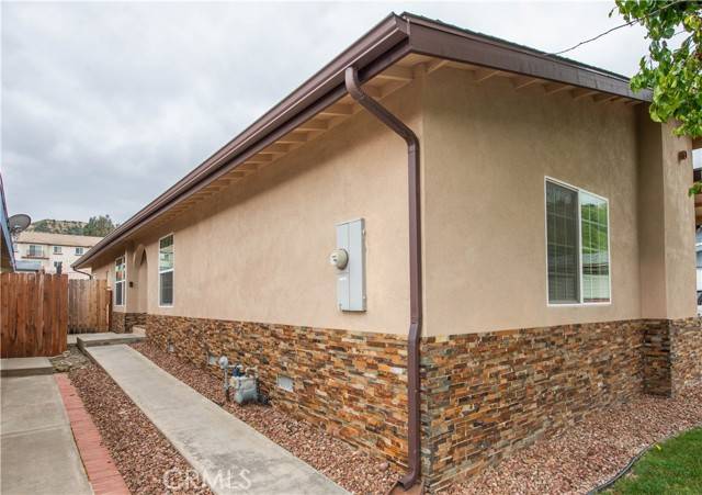 Castaic, CA 91384,32059 Emerald Lane