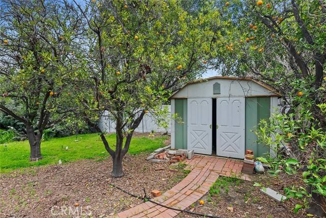 Tarzana, CA 91356,19512 Winifred Street