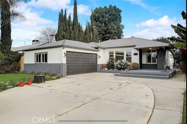 Lake Balboa, CA 91406,17627 Lemay Street