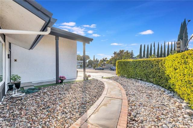 Thousand Oaks, CA 91360,402 W Avenida De Las Flores