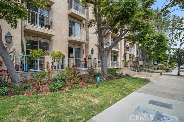 Studio City, CA 91602,11445 Moorpark Street #5