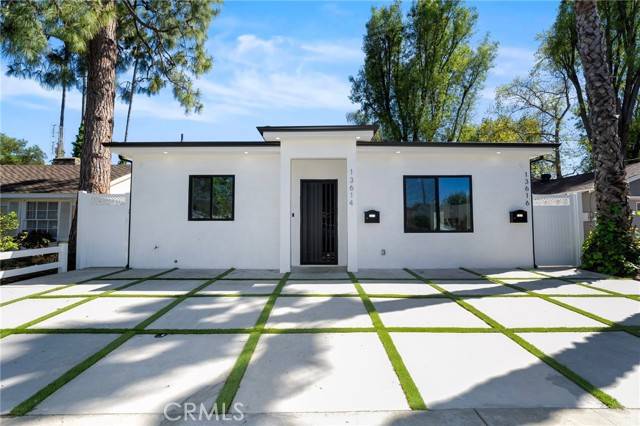 Valley Glen, CA 91401,13614 Emelita Street