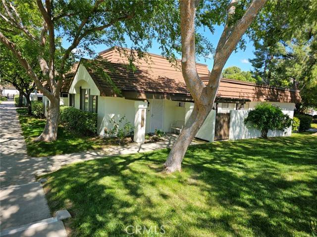 Chatsworth, CA 91311,10065 Larwin Avenue #7