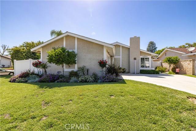 Valencia, CA 91355,25855 Empalmo Court