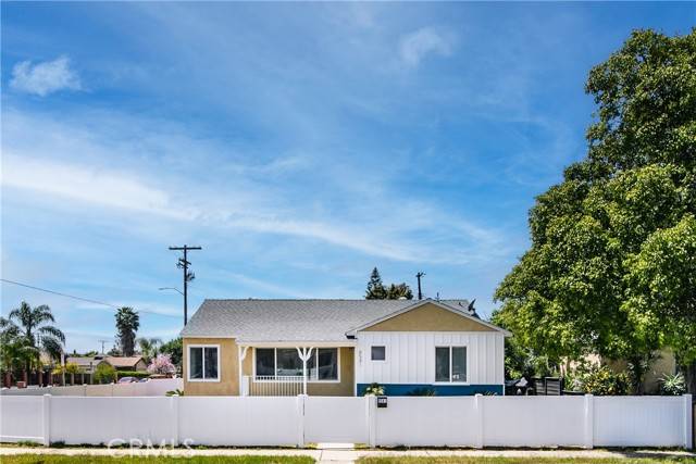 Sun Valley, CA 91352,8541 Morehart Avenue