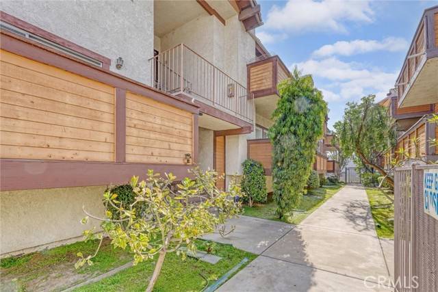 Sherman Oaks, CA 91401,5540 Sylmar Avenue #5