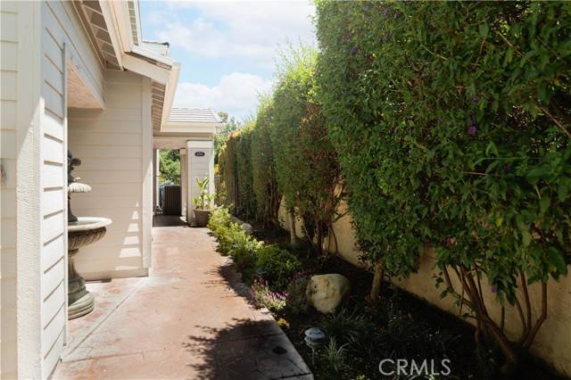 Westlake Village, CA 91362,5705 Tanner Ridge Avenue