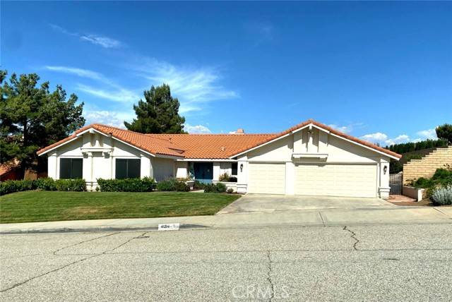 Palmdale, CA 93551,41214 Maple Street