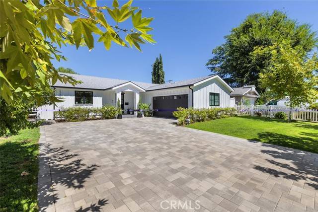 West Hills, CA 91307,23401 Gilmore Street