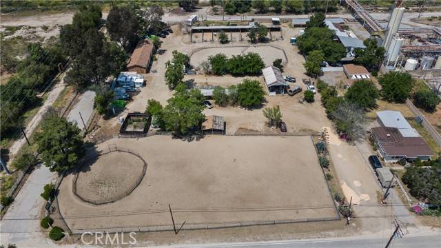 Newhall, CA 91321,20821 Placerita Canyon Road