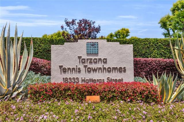 Tarzana, CA 91356,18333 Hatteras Street #68