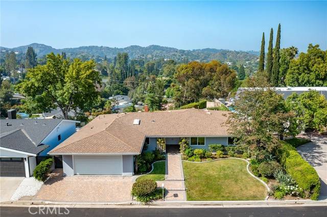 Woodland Hills, CA 91364,20334 Alerion Place