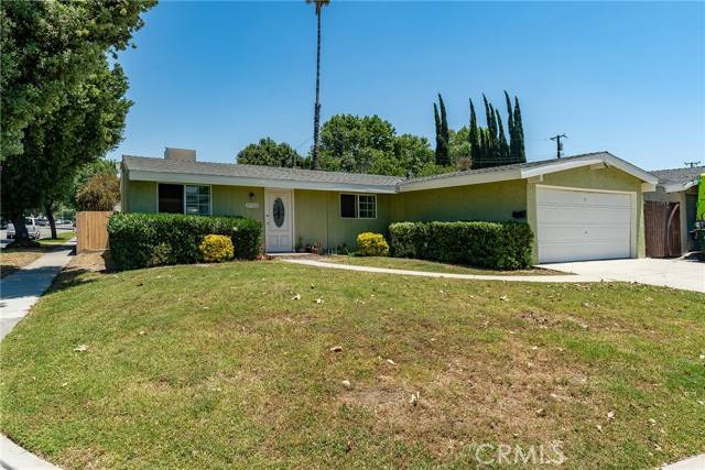 Canyon Country, CA 91351,27568 Esterbrook Avenue