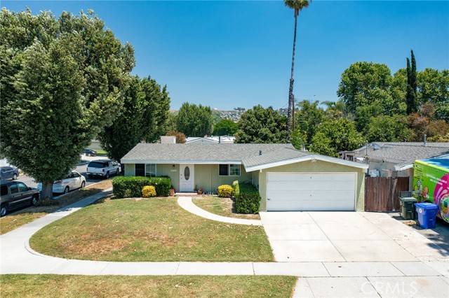 Canyon Country, CA 91351,27568 Esterbrook Avenue