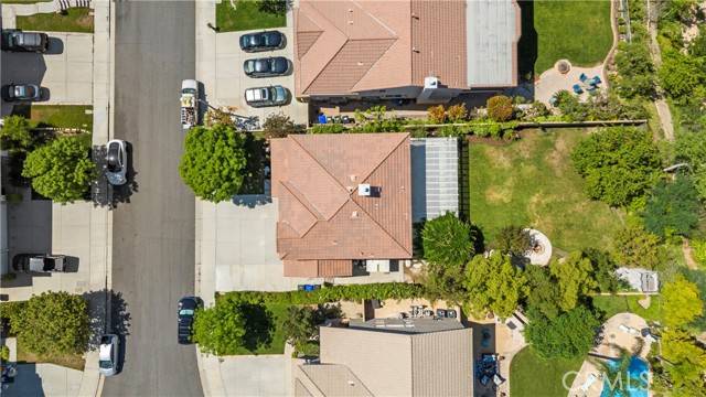 Castaic, CA 91384,30519 Sorrento Place