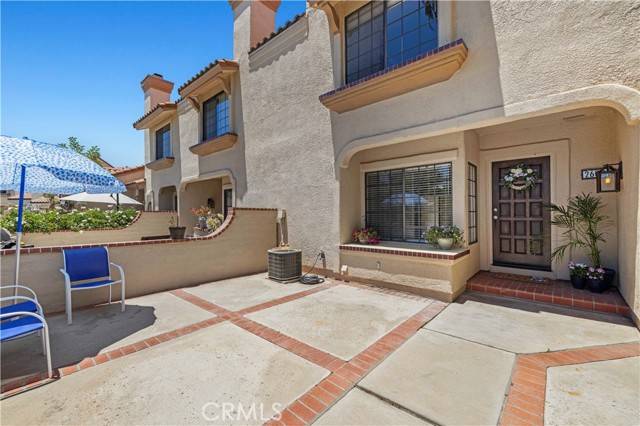 Simi Valley, CA 93065,260 Country Club Drive #B