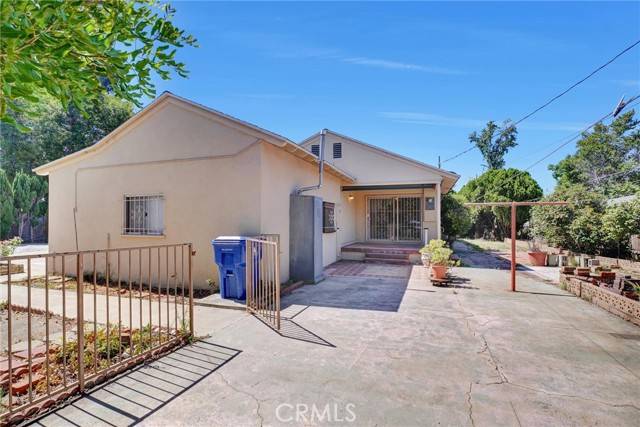 Mission Hills (san Fernando), CA 91345,14616 Chatsworth Street