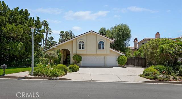 Chatsworth, CA 91311,10964 Fullbright Avenue