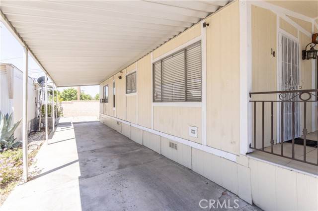 Canyon Country, CA 91351,18540 Soledad Canyon Rd #10