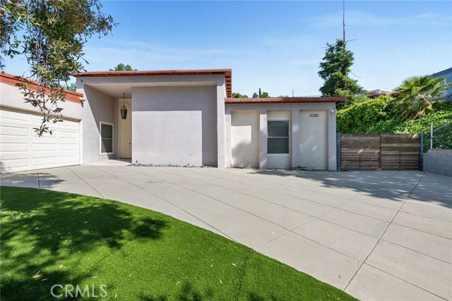 Tarzana, CA 91356,4280 Jubilo Drive