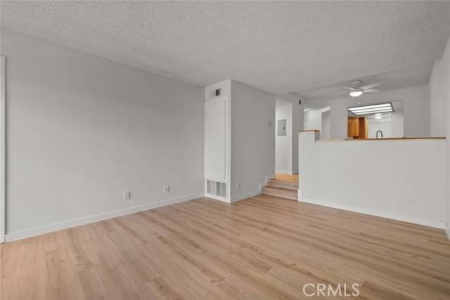 North Hollywood, CA 91606,6620 Clybourn Avenue #115