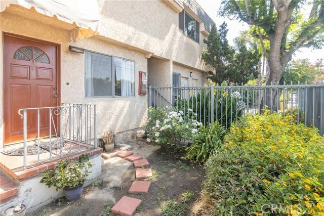 Northridge, CA 91325,17041 Roscoe Boulevard #9