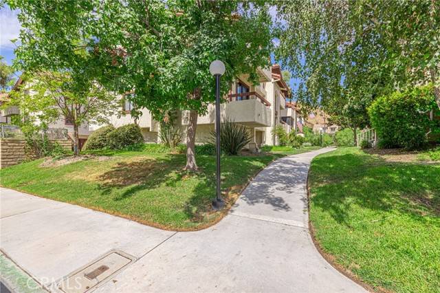 Canyon Country, CA 91387,18186 Sundowner Way #1038