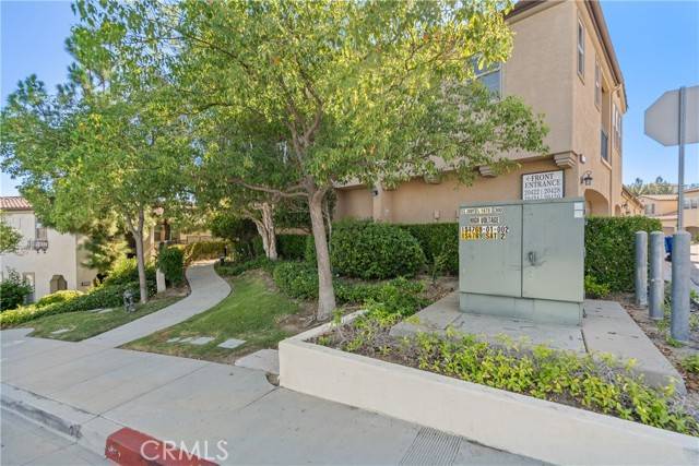 Porter Ranch, CA 91326,20424 Paseo Altisse