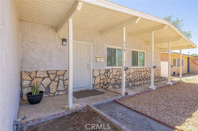 Lancaster, CA 93534,714 W Avenue H13