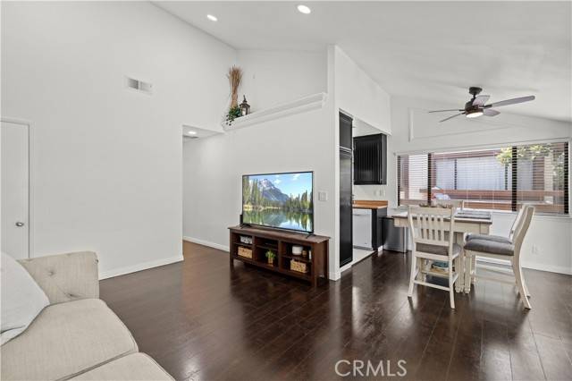 Canyon Country, CA 91387,18105 Sundowner Way #978
