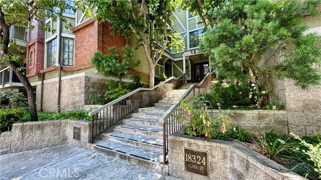 Tarzana, CA 91356,18324 Clark Street #203