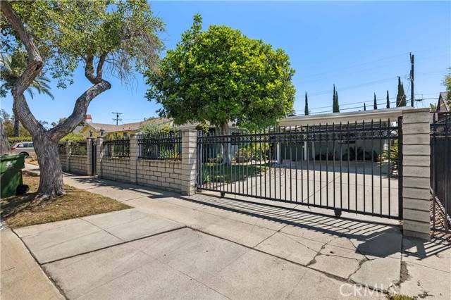 North Hollywood, CA 91606,6232 Bluebell Avenue