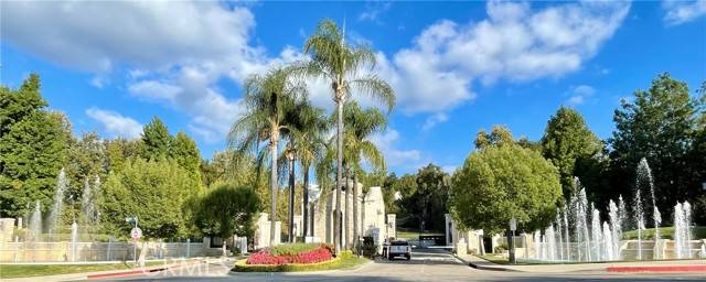 Tarzana, CA 91356,18500 Saint Moritz Drive