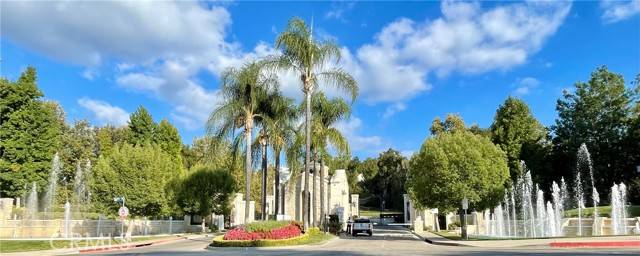 Tarzana, CA 91356,18500 Saint Moritz Drive