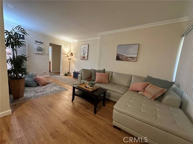 Glendale, CA 91214,3220 Altura Avenue #222