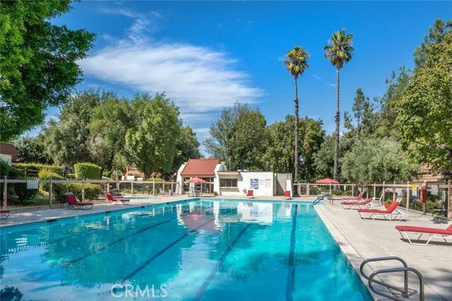 Chatsworth, CA 91311,10175 Larwin Avenue #3