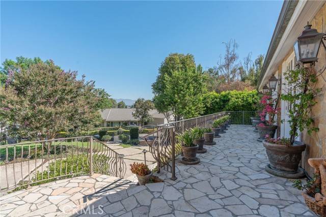 Encino, CA 91436,4266 Valley Meadow Road