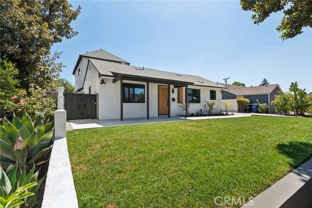 Lake Balboa, CA 91406,17406 Valerio Street