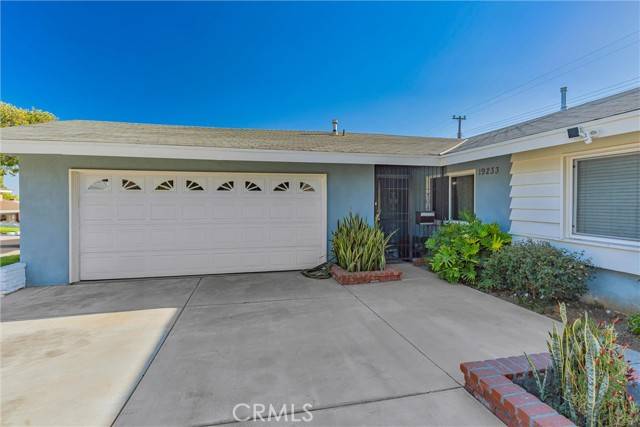 Carson, CA 90746,19233 Broadacres Avenue