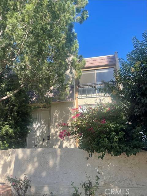 Woodland Hills, CA 91367,6145 Shoup Avenue #44