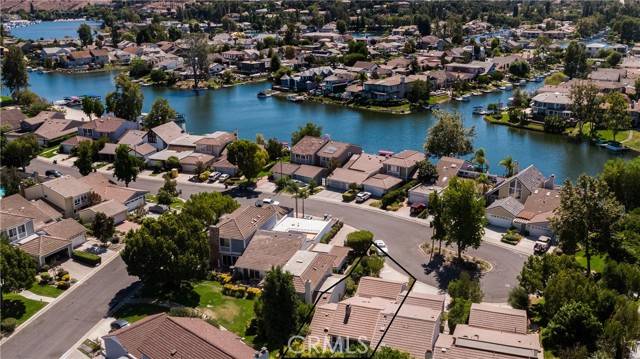 Westlake Village, CA 91361,32147 Beachfront Lane