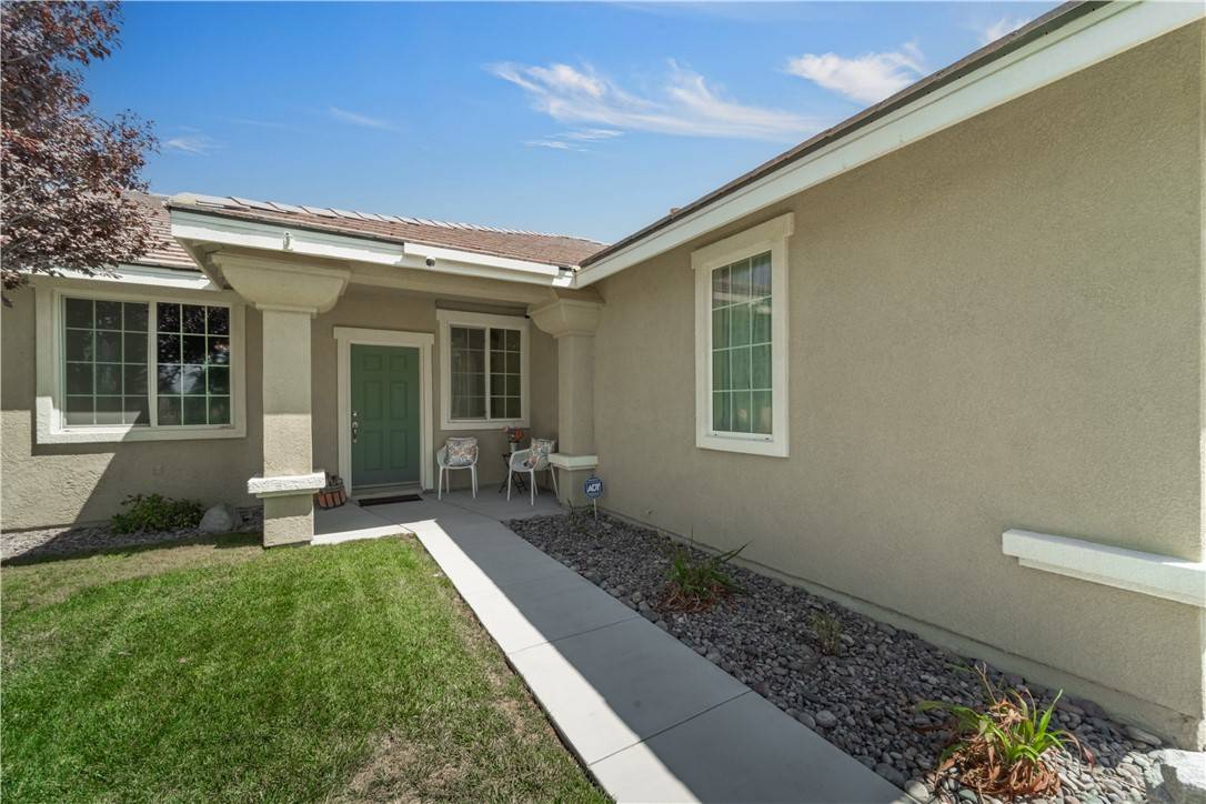 Lancaster, CA 93536,43862 Freer Way