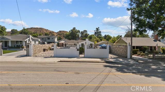 Sun Valley, CA 91352,10432 La Tuna Canyon Road