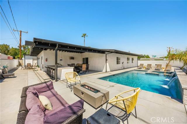 Palm Springs, CA 92264,589 S Mountain View Drive